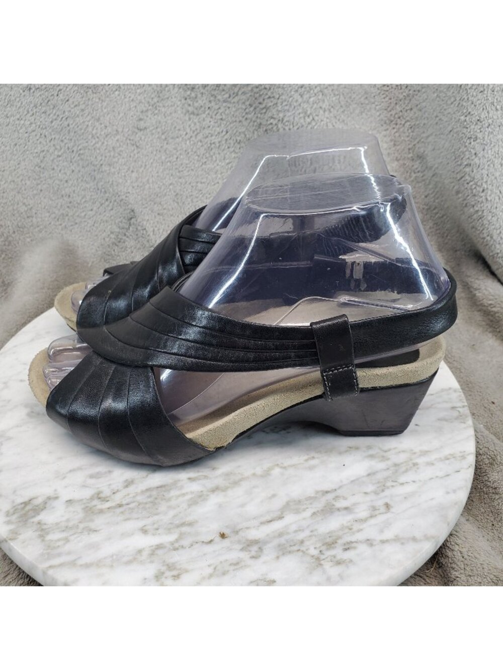 Earthies Shoes Womens Size 6 Black Leather Sonoma Wedge Sandals *Read*